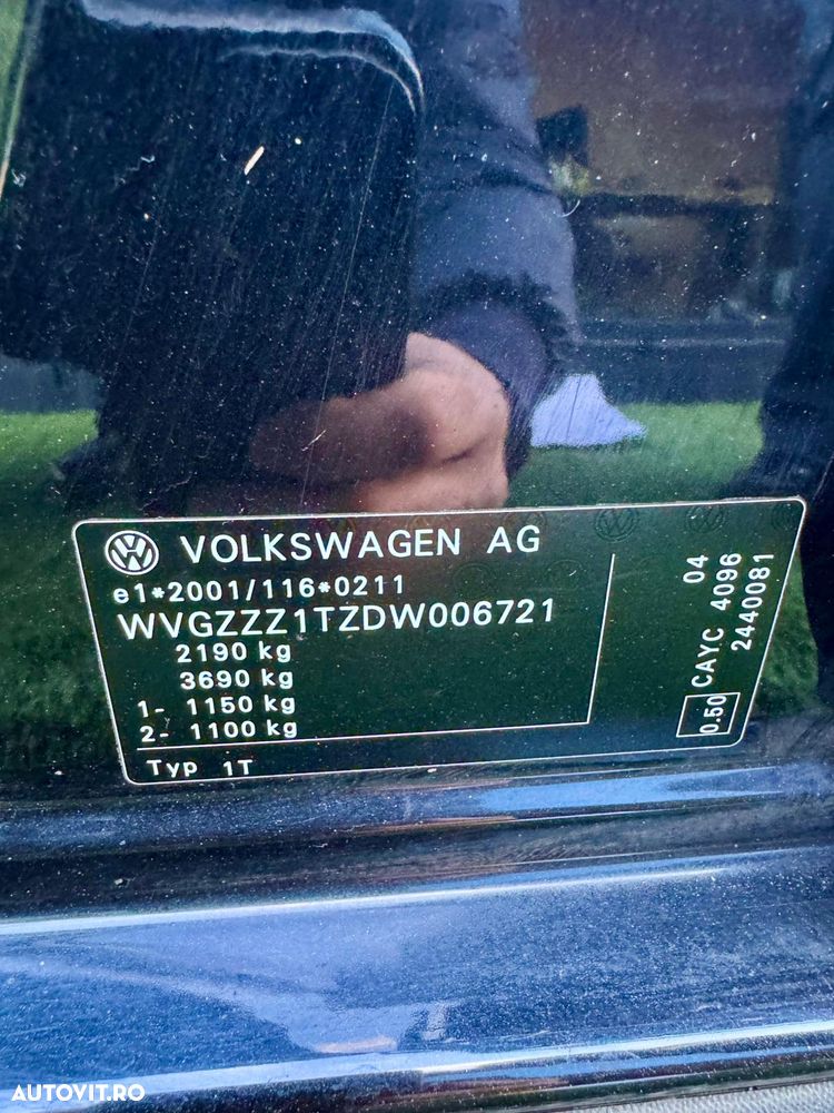 Volkswagen Touran 1.6 TDI DSG Highline - 40