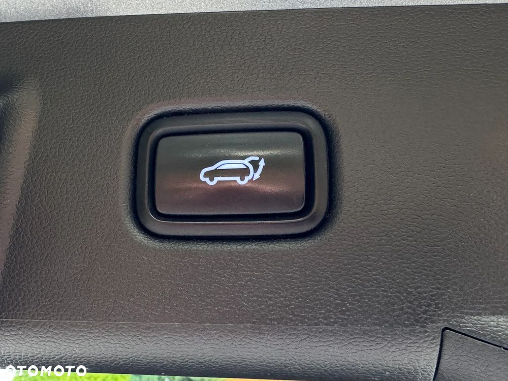Hyundai Tucson 1.6 T-GDi HEV Executive 2WD - 25