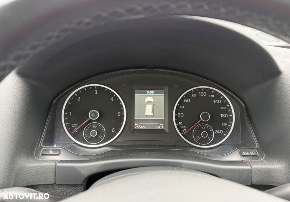 Volkswagen Tiguan 2.0 TDI DPF BlueMotion Technology Team - 28