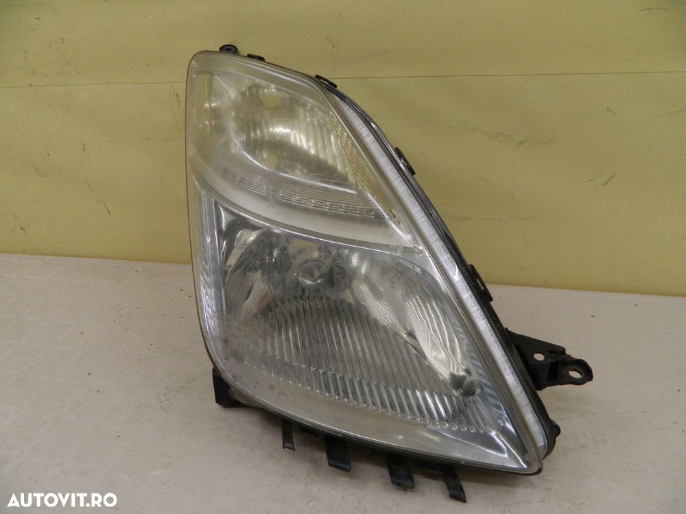 Far dreapta Toyota Prius Halogen, 2004, 2005, 2006, 2007, 2008, 2009. - 3