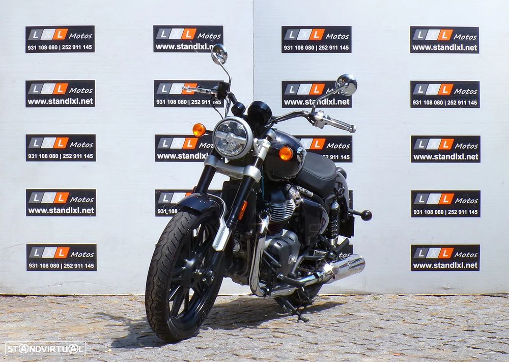 Royal Enfield Super Meteor 650 - 2