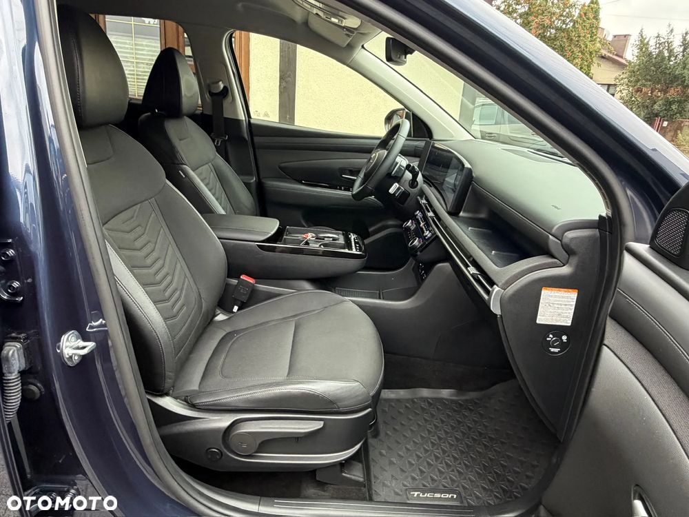 Hyundai Tucson 1.6 T-GDi HEV Executive 4WD - 14