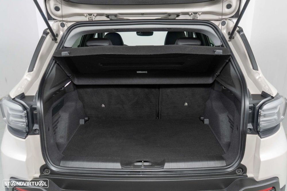 Jeep Avenger 54 kWh Summit - 14