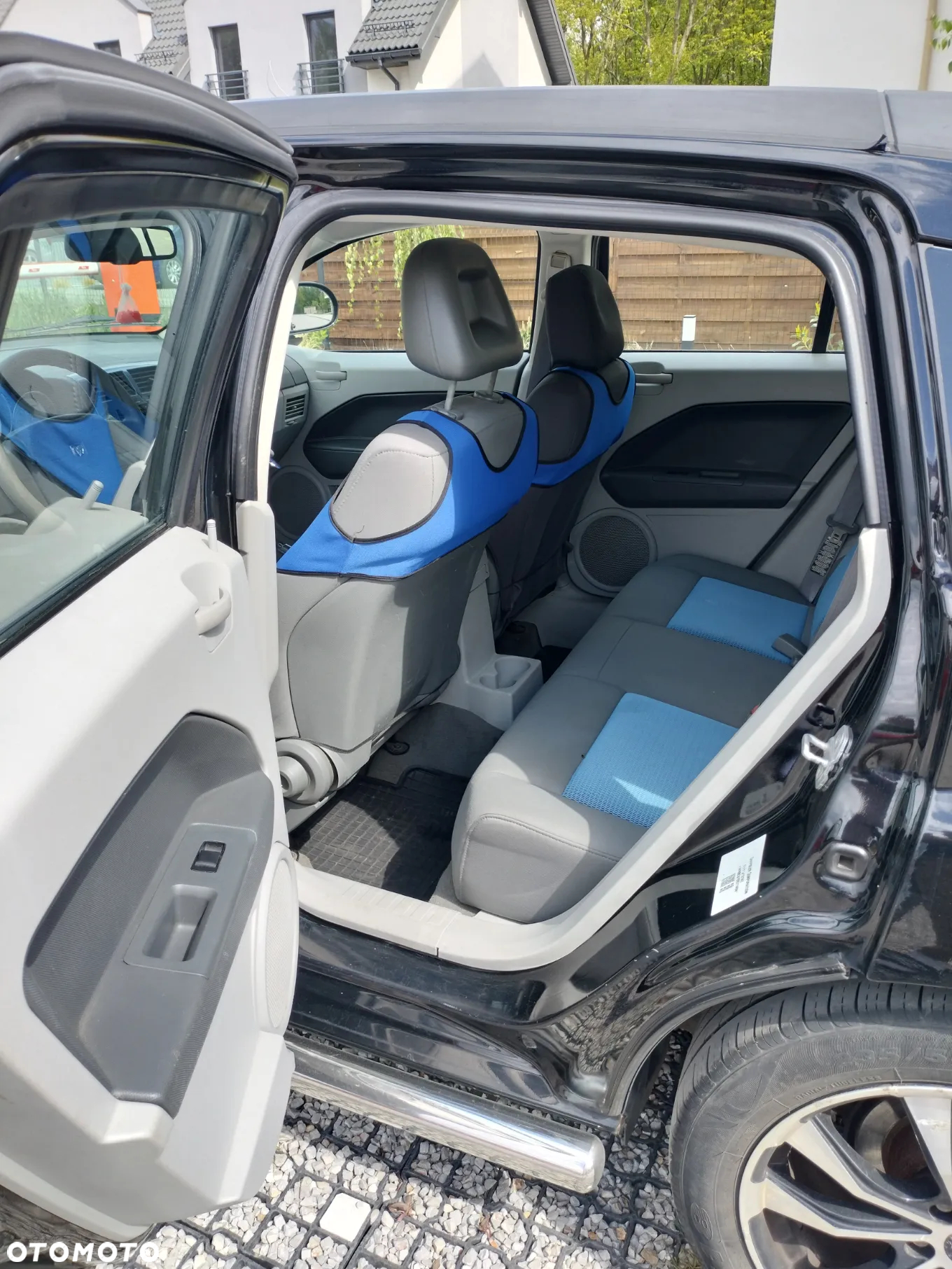 Dodge Caliber - 10