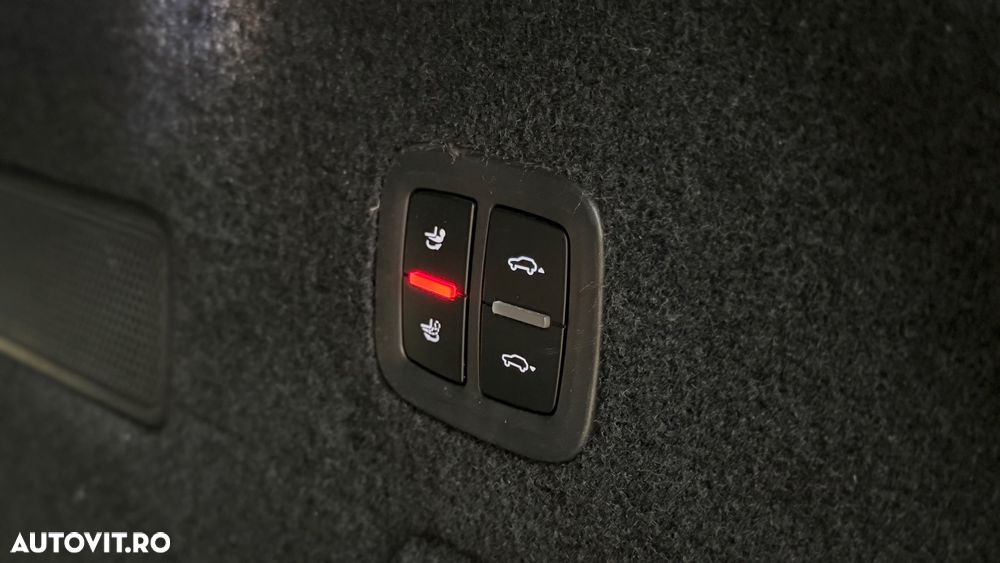 Porsche Cayenne Tiptronic S Platinum Edition - 40