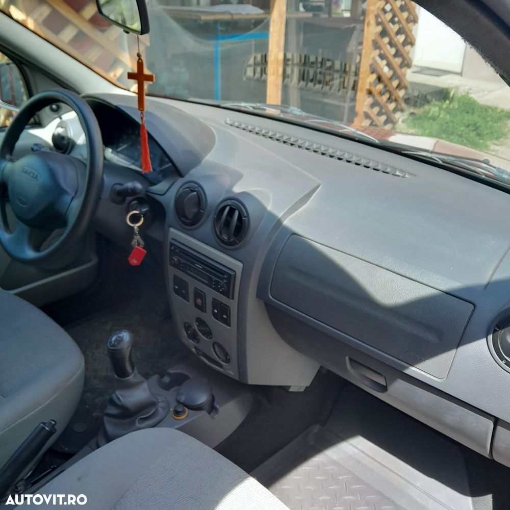 Dacia Logan 1.4 MPI Preference - 16