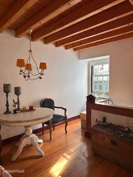 Charmoso ESTÚDIO mobilado na zona histórica de Sintra - Grande imagem: 2/12