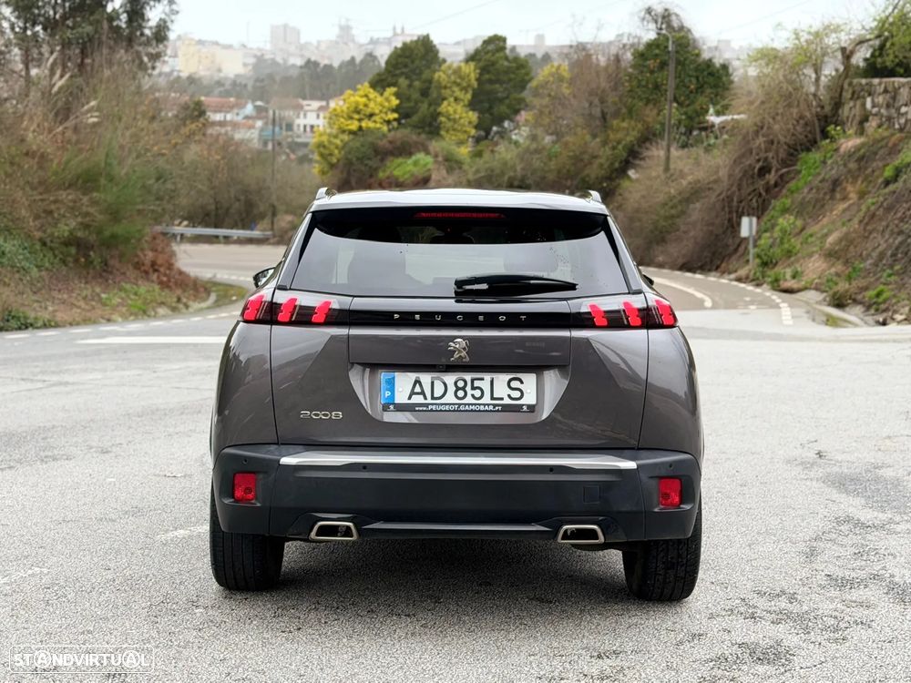 Peugeot 2008 1.2 PureTech Allure - 14