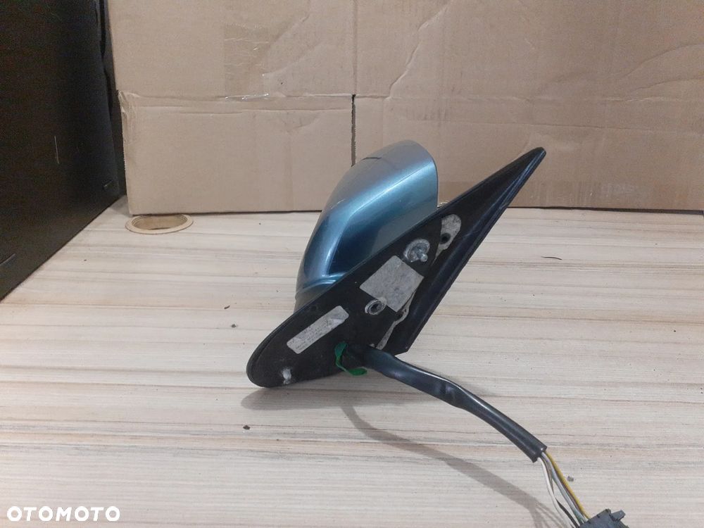 # LUSTERKO PRAWE SKODA OCTAVIA 2 7PIN 9154 BŁĘKITNE - 3