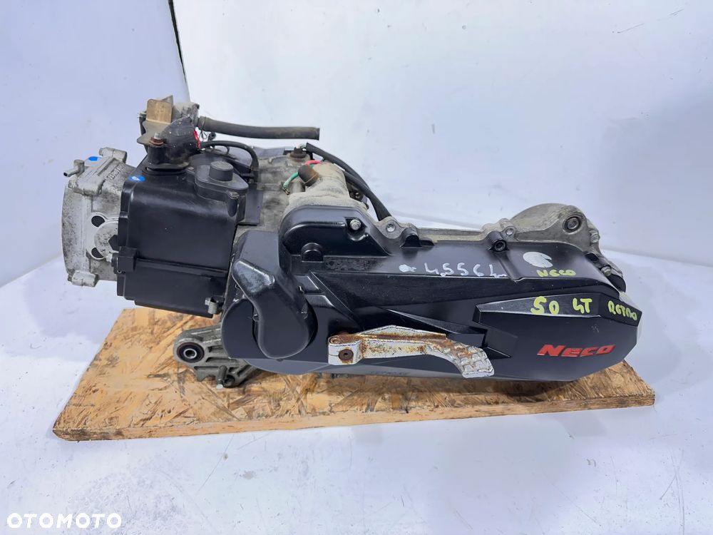 Silnik Neco Retro 50 4T 4.556 km 14 dni gw - 1