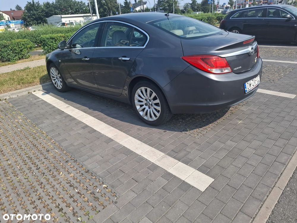 Opel Insignia 2.0 CDTI 4x4 Design Edition - 4