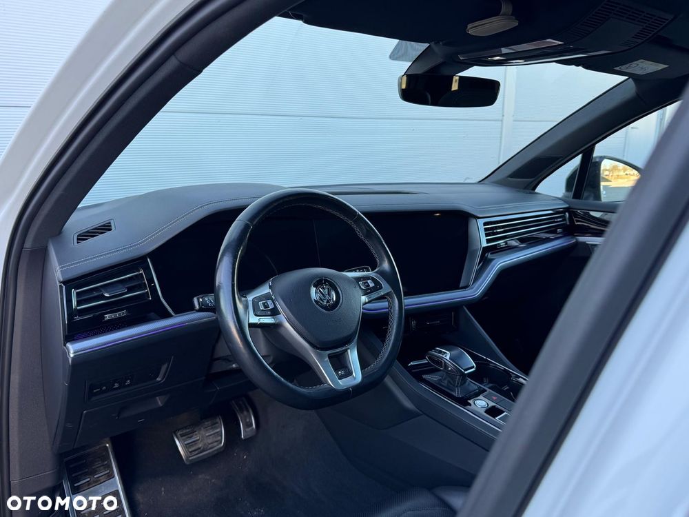 Volkswagen Touareg 3.0 V6 TDI SCR 4Mot R-Line - 8