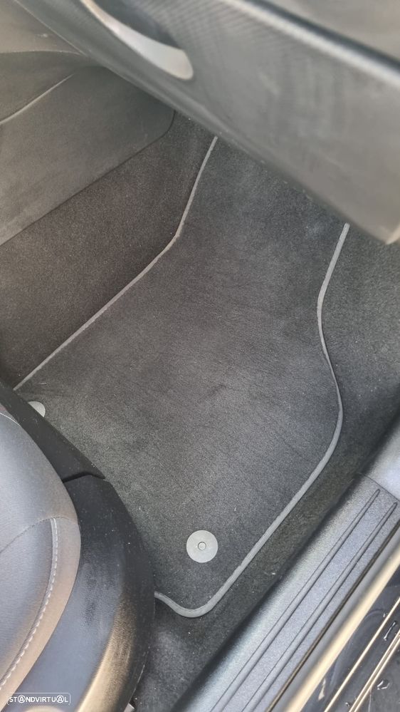 SEAT Leon 1.6 TDI DPF Ecomotive Style Copa - 5