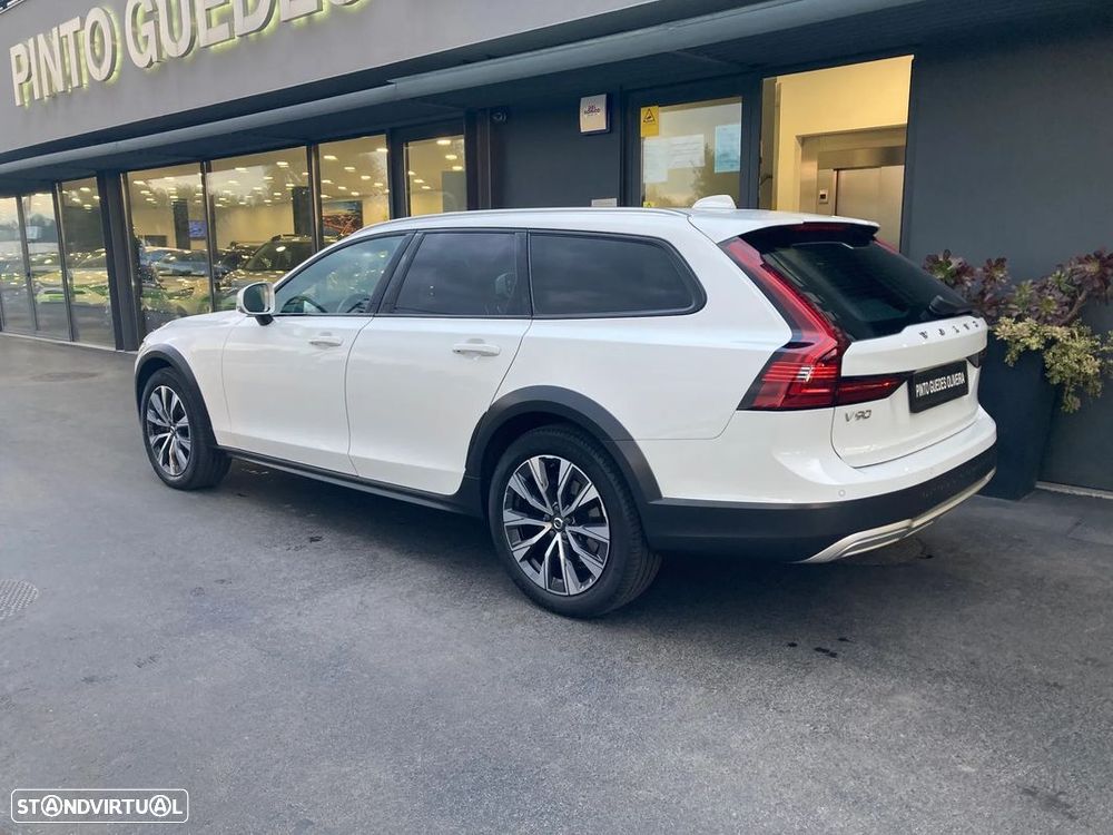 Volvo V90 Cross Country 2.0 D5 Pro AWD Geartronic - 6
