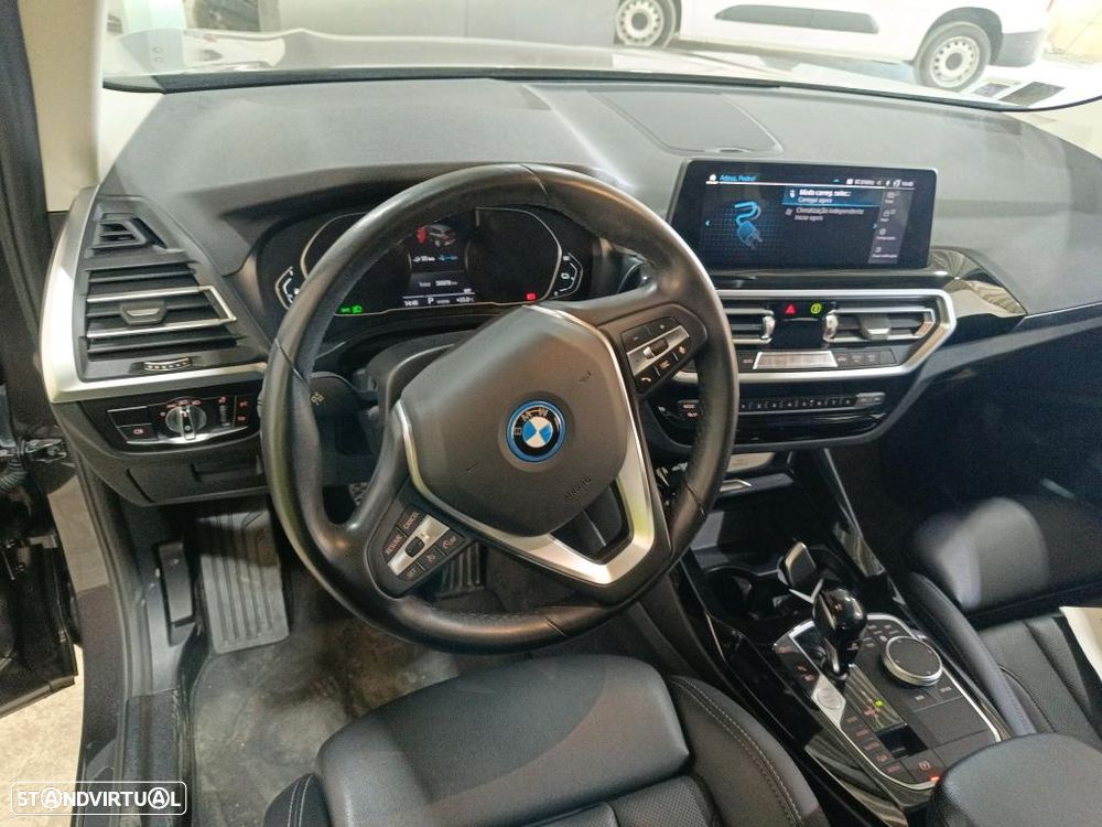 BMW X3 30 e xDrive - 8