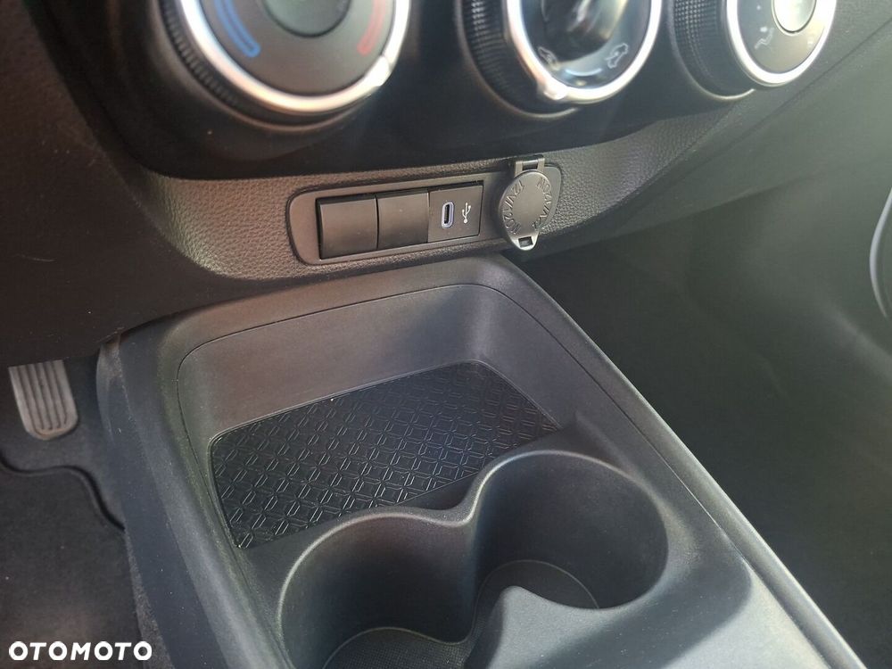 Toyota Aygo X - 25