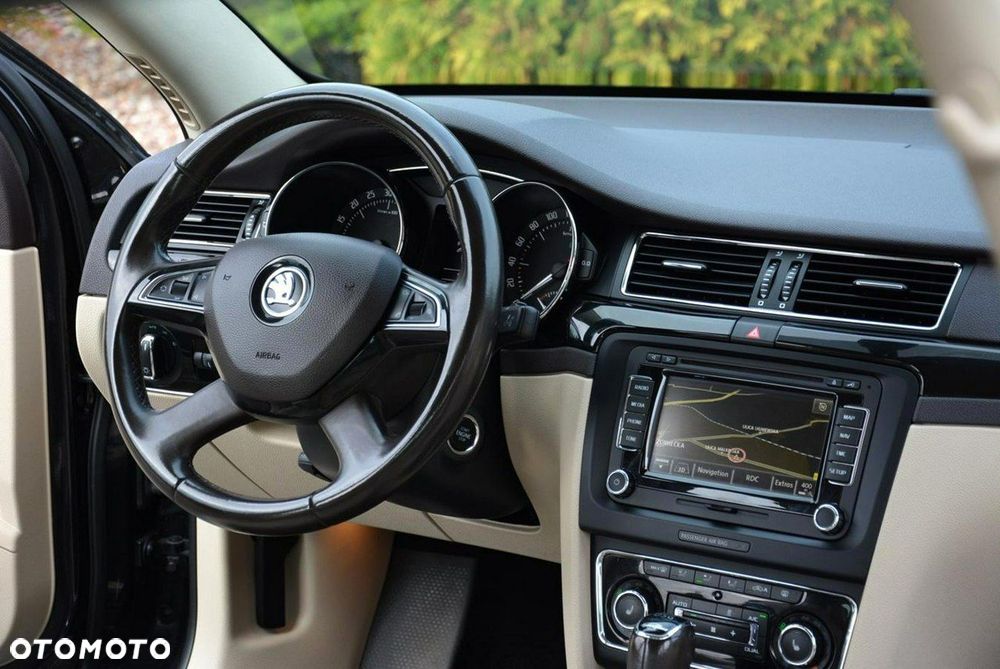 Skoda Superb 2.0 TDI DSG L&K - 26