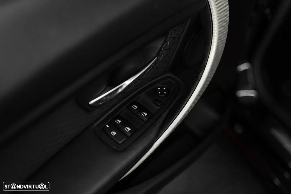 BMW 318 d Touring Aut. M Sport - 7