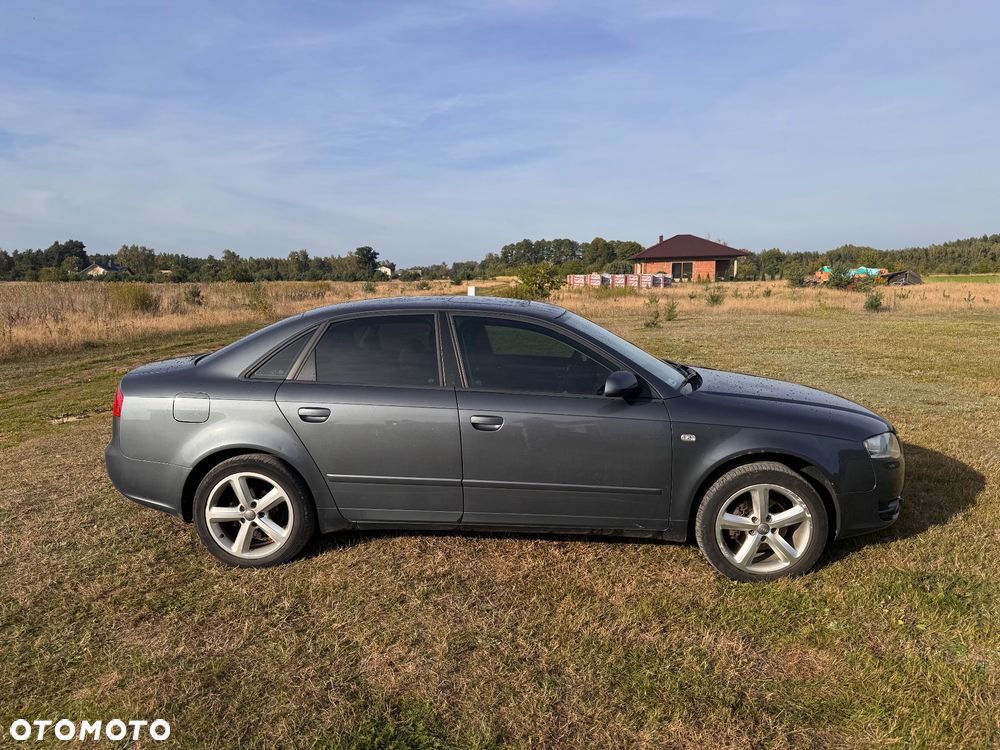 Audi A4 Limousine 2 - 7