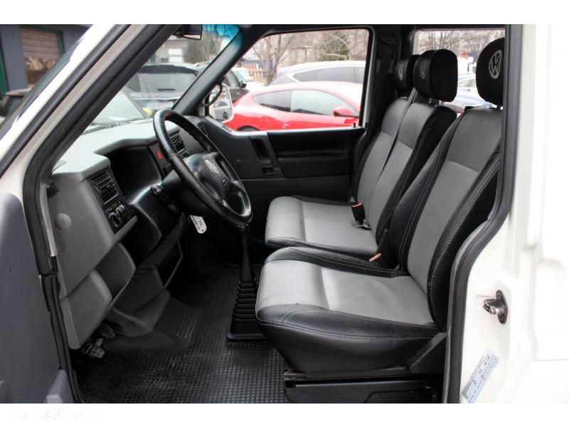 Volkswagen Transporter - 7
