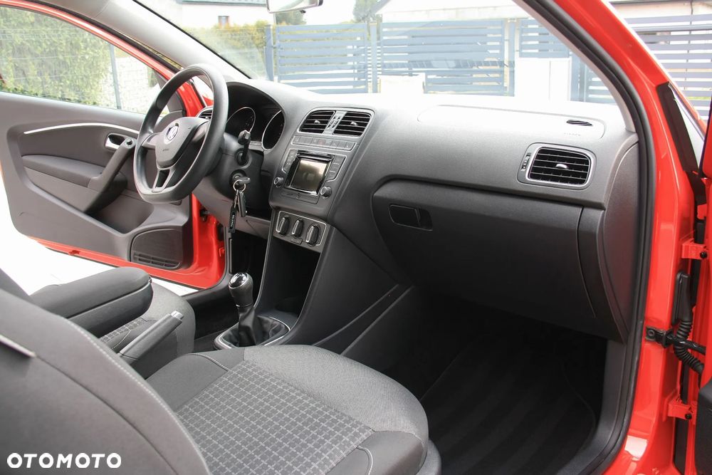 Volkswagen Polo 1.0 Comfortline - 29