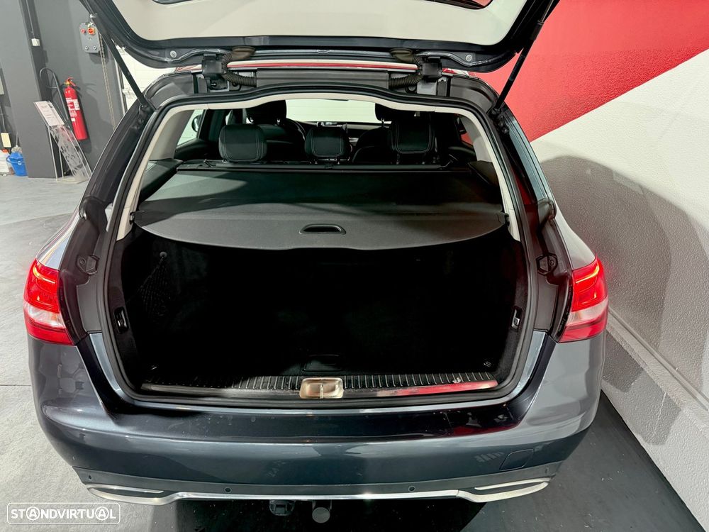 Mercedes-Benz C 200 BlueTEC Avantgarde+ - 36