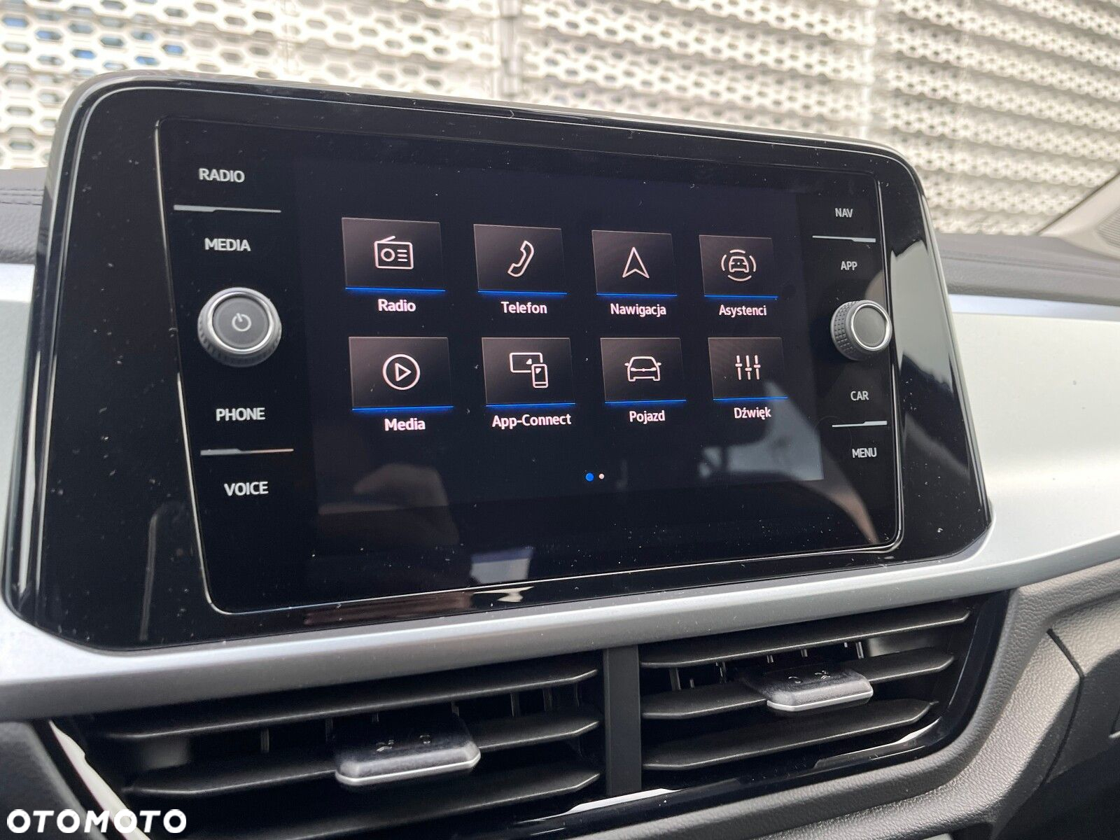 Volkswagen T-Roc 1.5 TSI Life Plus DSG - 20