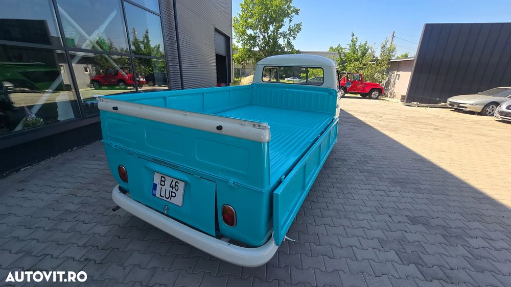 Volkswagen Transporter - 8