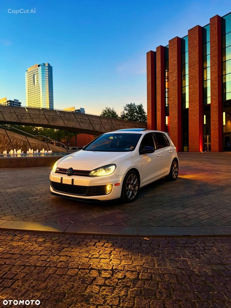 Volkswagen Golf 2.0 GTI DSG - 1