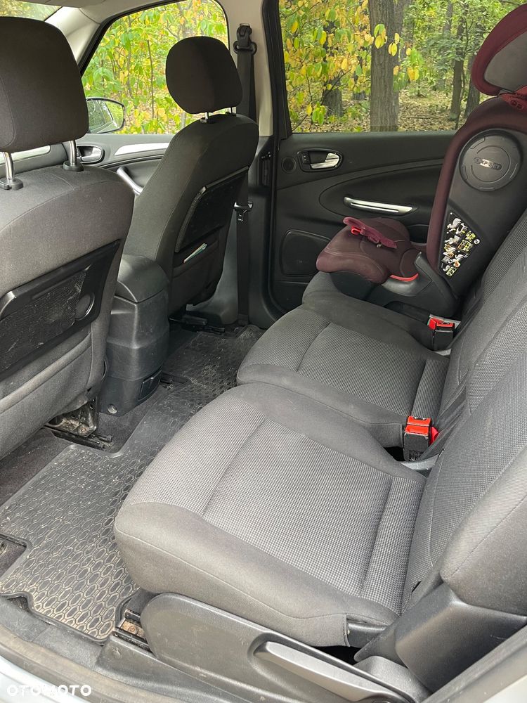 Ford S-Max 2.5 Titanium - 9