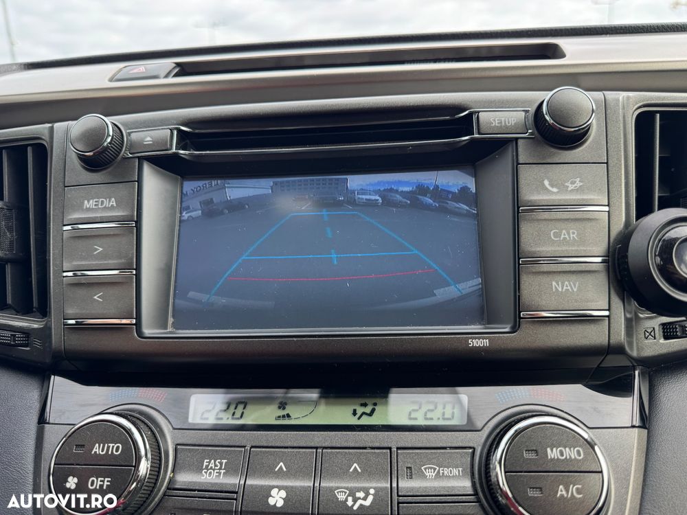 Toyota RAV4 2.0 D-4D 2WD Comfort - 23