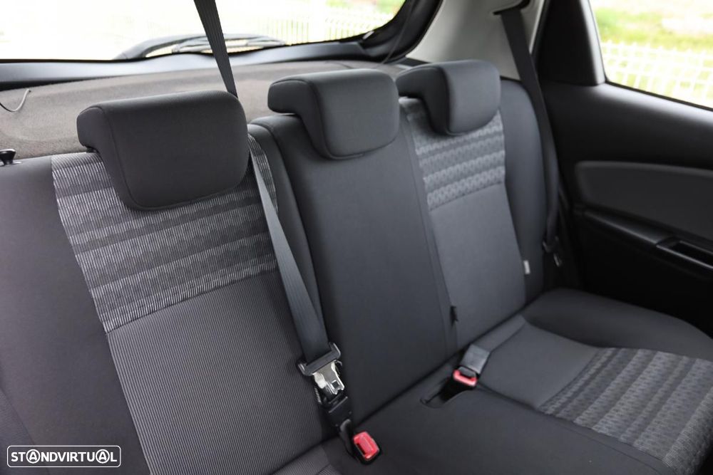 Toyota Yaris 1.0 VVT-i Exclusive - 16