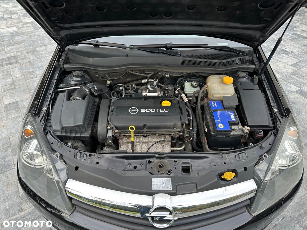 Opel Astra III GTC 1.8 Sport - 25