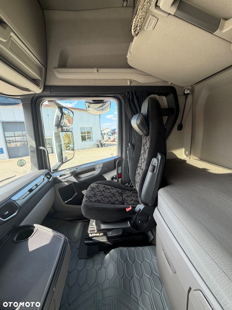 Scania S450 mega - 39