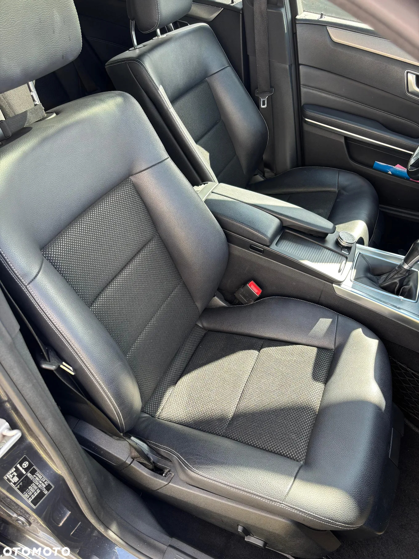 Mercedes-Benz Klasa E 250 T BlueTEC - 13