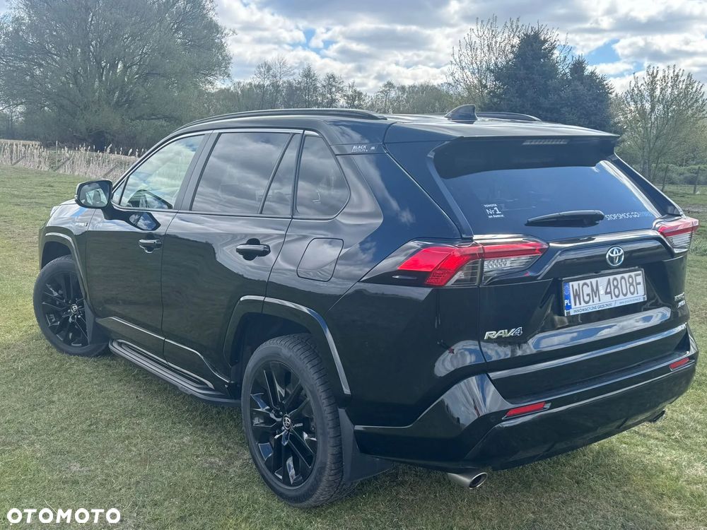 Toyota RAV4 2.5 Hybrid Black Edition by JBL 4x4 - 6