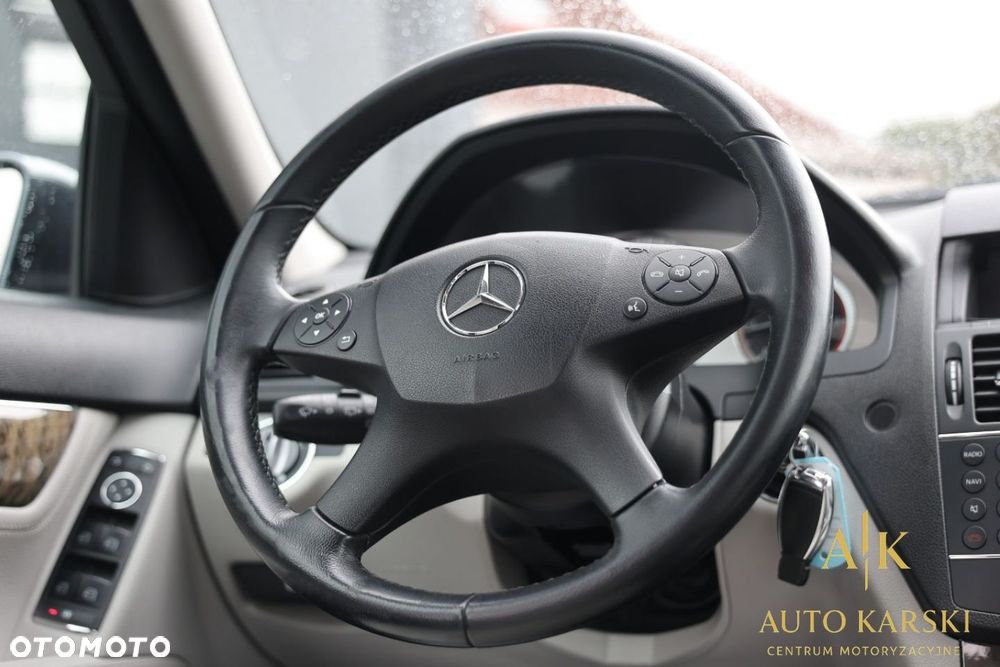 Mercedes-Benz Klasa C - 29