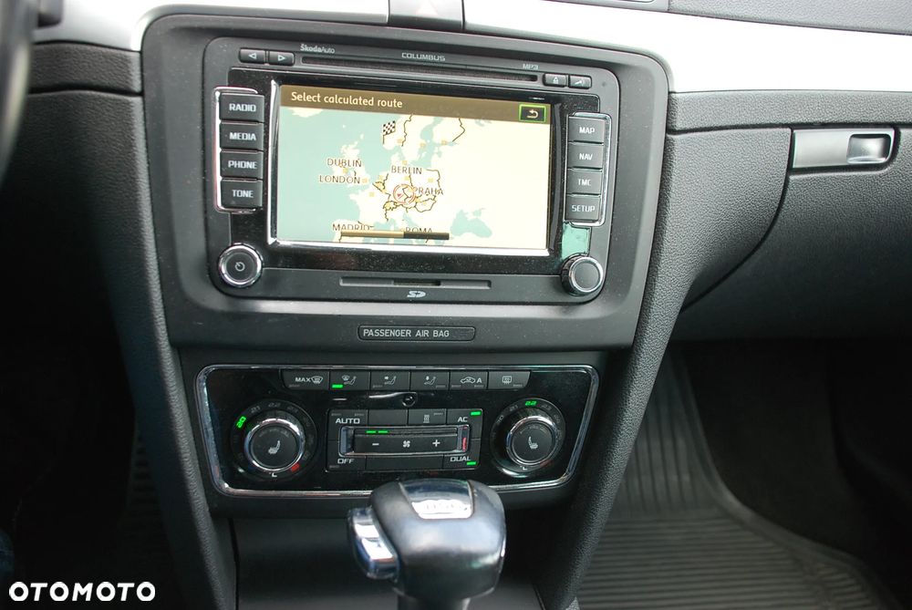 Skoda Superb 2.0 TDI Green tec DSG Elegance - 9