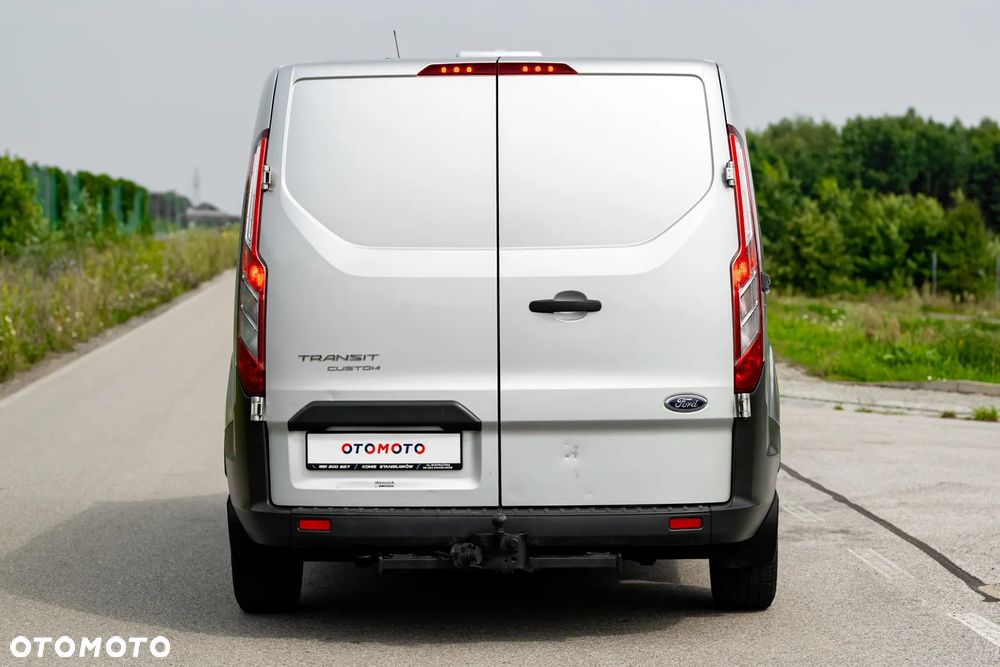 Ford Transit Custom - 11