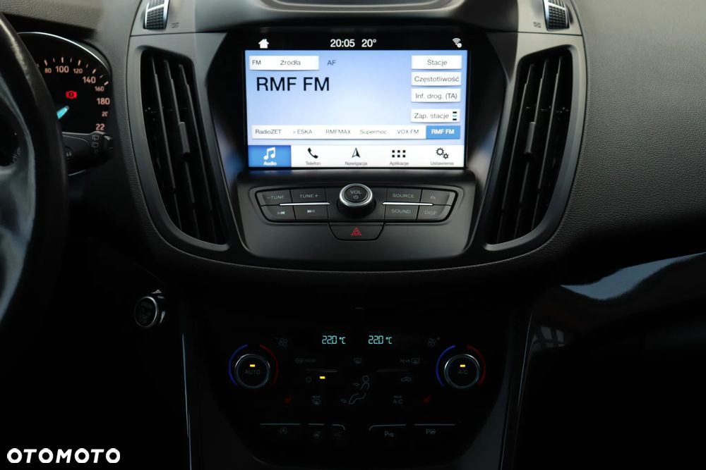 Ford Kuga 2.0 TDCi 2x4 Titanium - 25