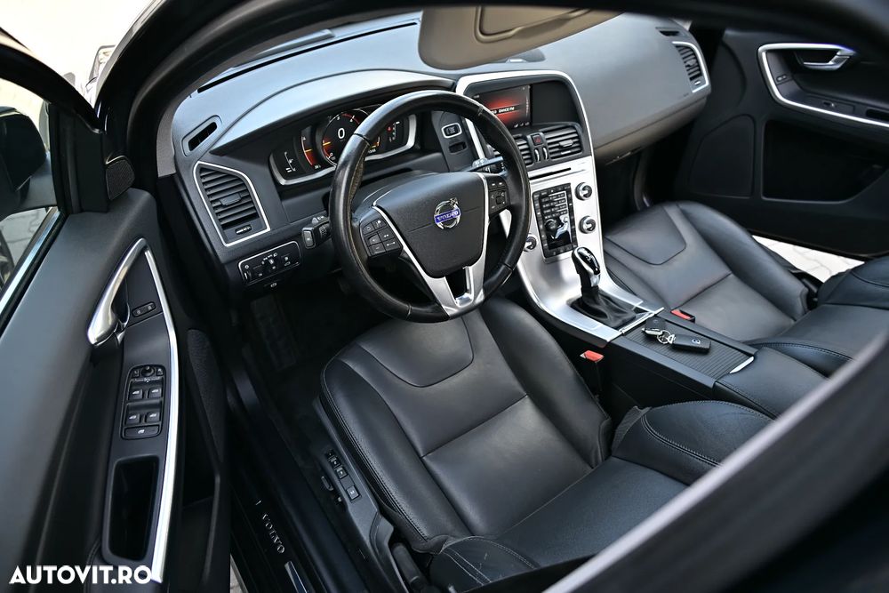 Volvo XC 60 D3 Geartronic Summum - 31