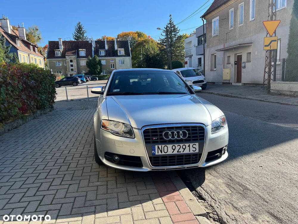 Audi S4 Limousine 4.2 Quattro Tiptr - 1