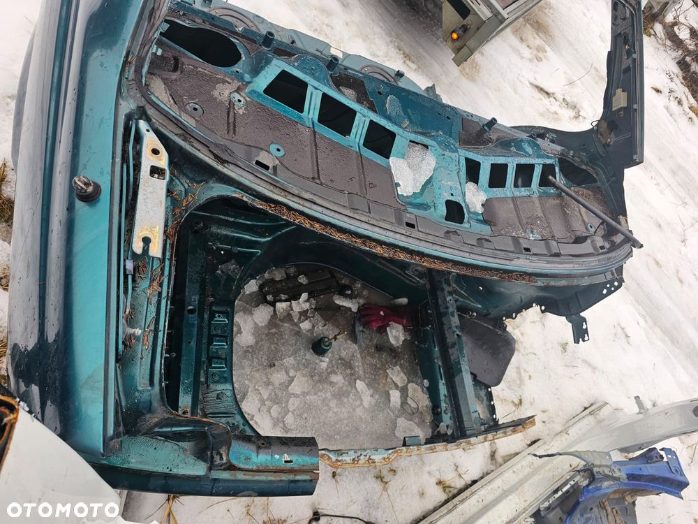 BŁOTNIK LEWY TYŁ ĆWIARTKA BMW E36 - 2