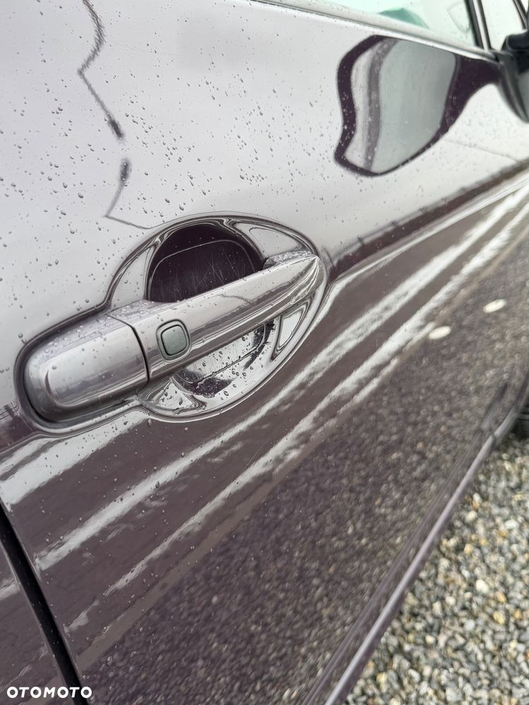 Toyota Auris 2.2 D-4D X - 11