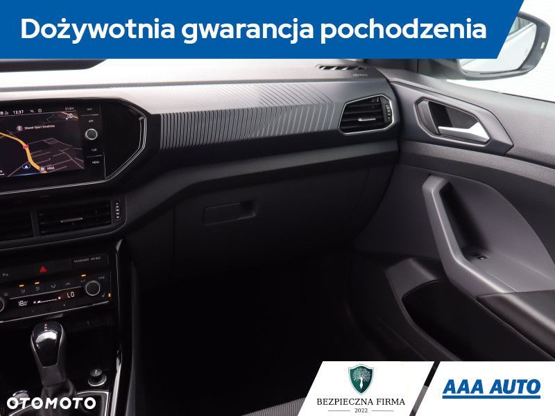 Volkswagen T-Cross - 10