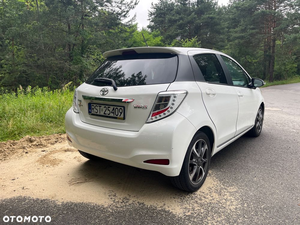 Toyota Yaris 1.33 VVT-i Style - 4