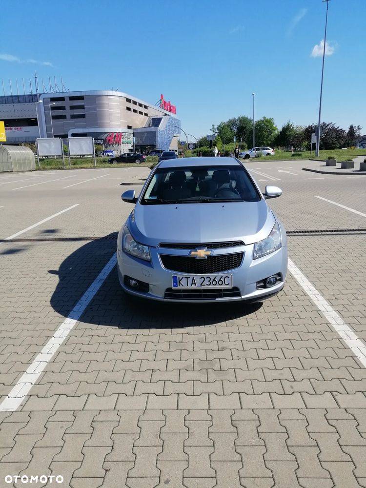 Chevrolet Cruze 1.6 LS - 1