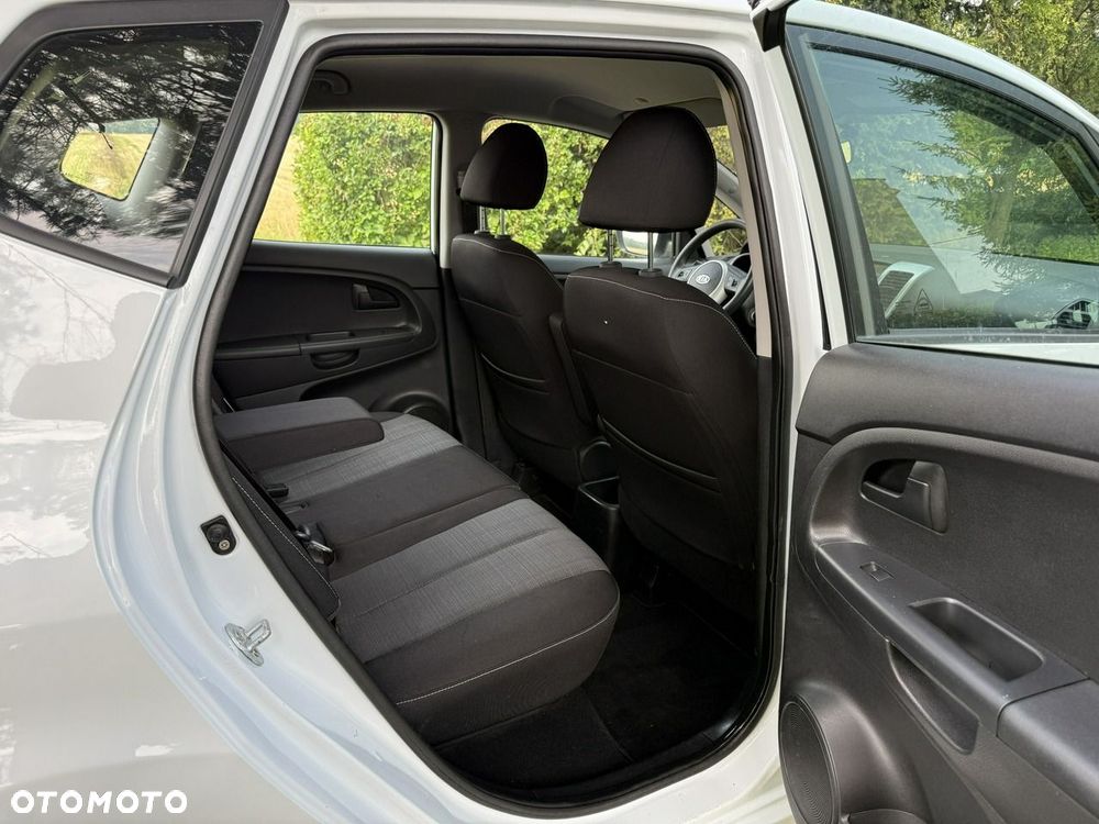 Kia Venga 1.4 XL - 24