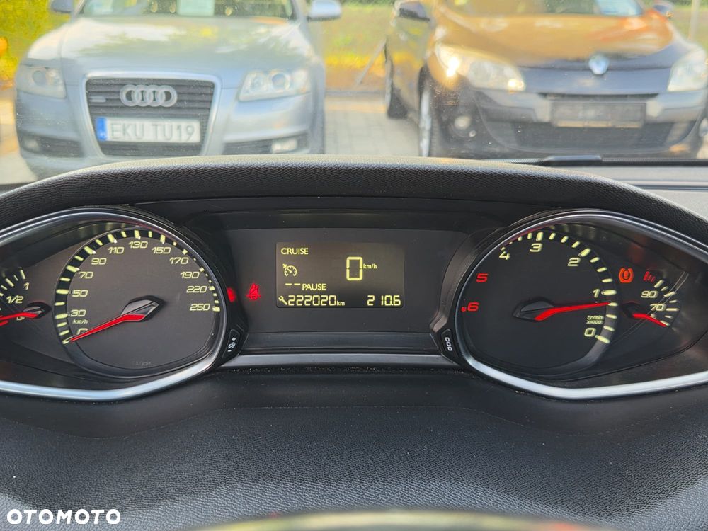 Peugeot 308 1.6 e-HDi Active S&S - 12