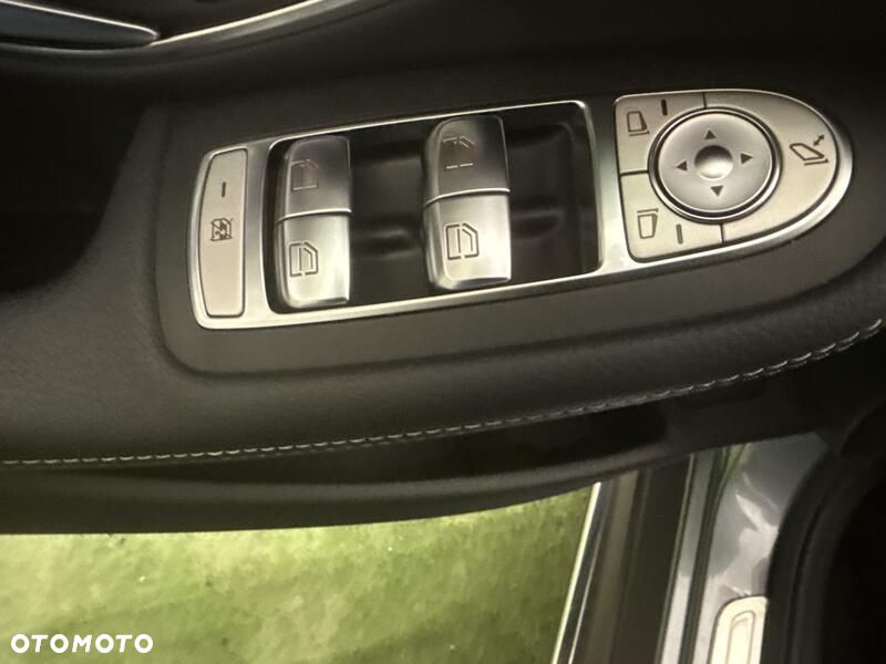 Mercedes-Benz EQC 400 4-Matic - 12
